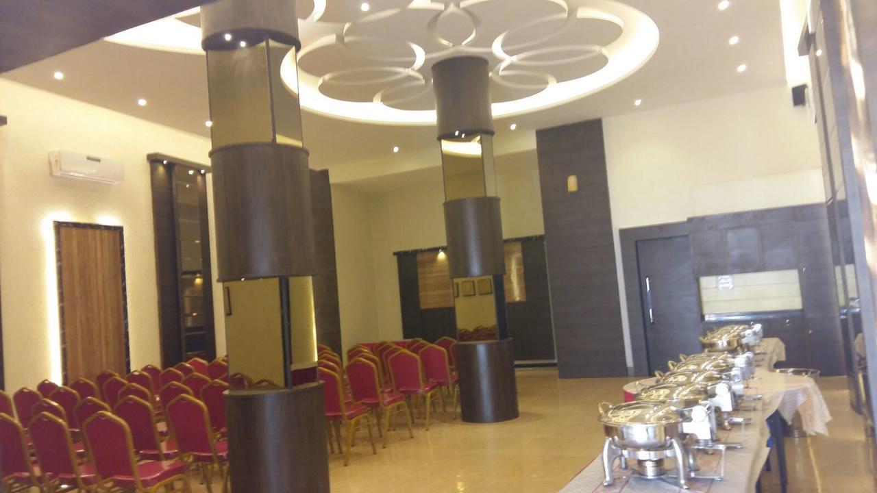 Hotel 24 Seven Насик Экстерьер фото